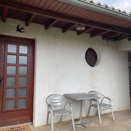 May'S Cottage Availles-Limouzine Exterior photo